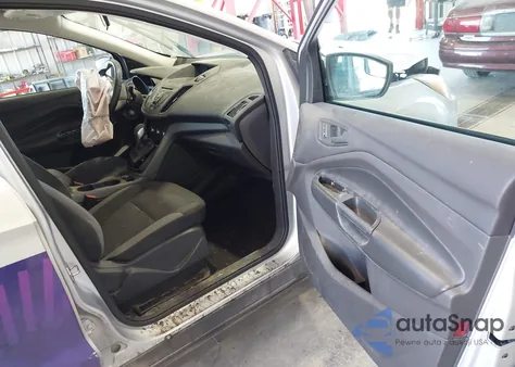 2015 Ford Escape S from USA, damaged, VIN 1FMCU0F75FUA57362